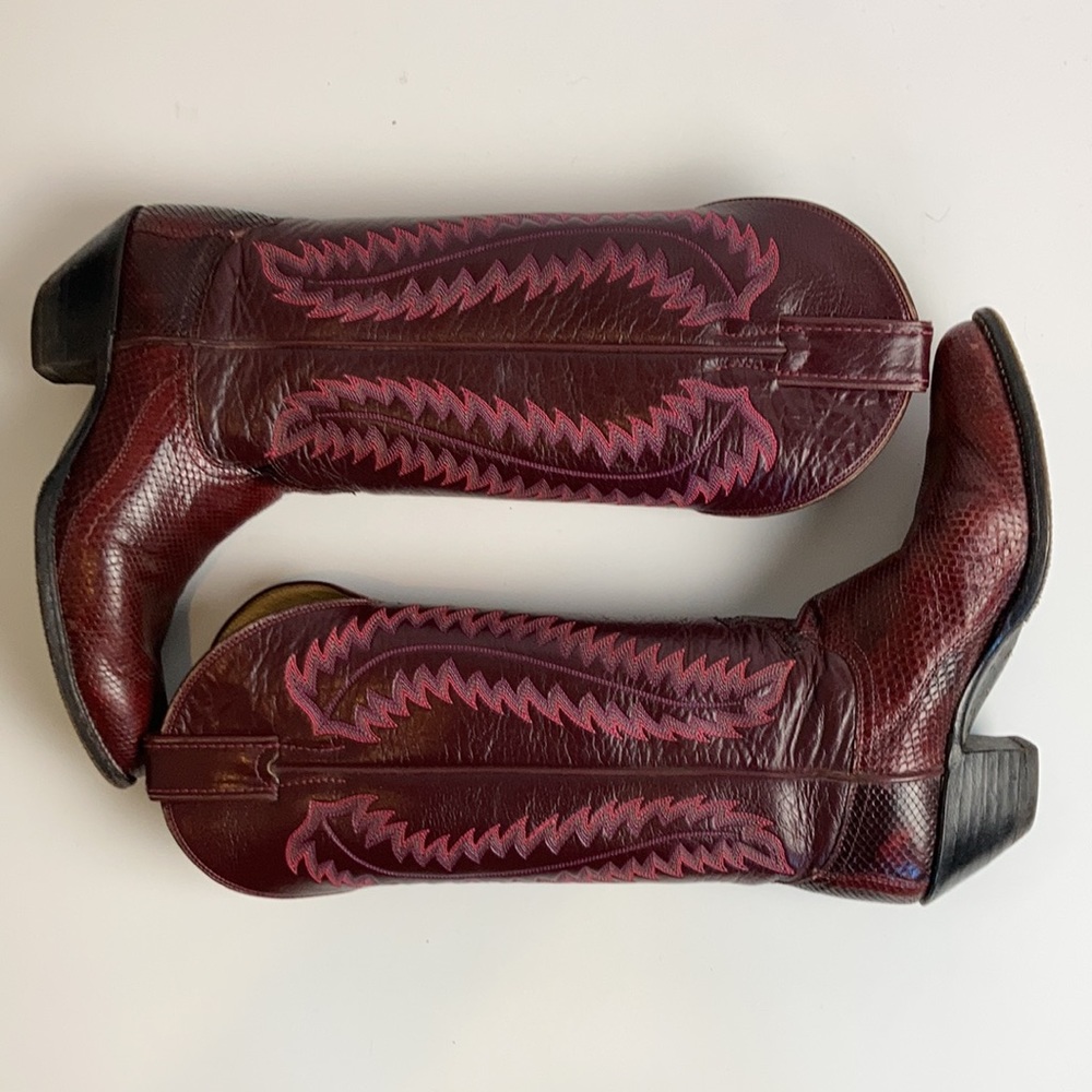 Justin Boots Women's Heeled Boots in Burgundy and Pink